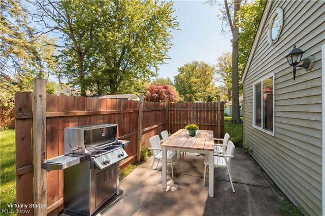 6035 Chapel Road, Madison, OH 44057