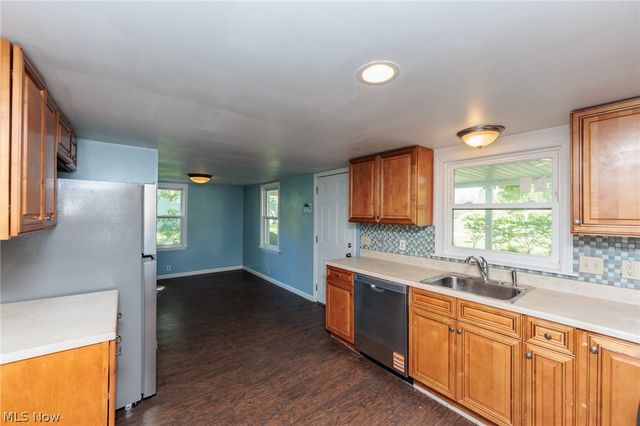 6035 Chapel Road, Madison, OH 44057