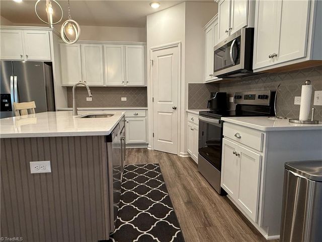 4035 Aster Point Court, Pfafftown, NC 27040