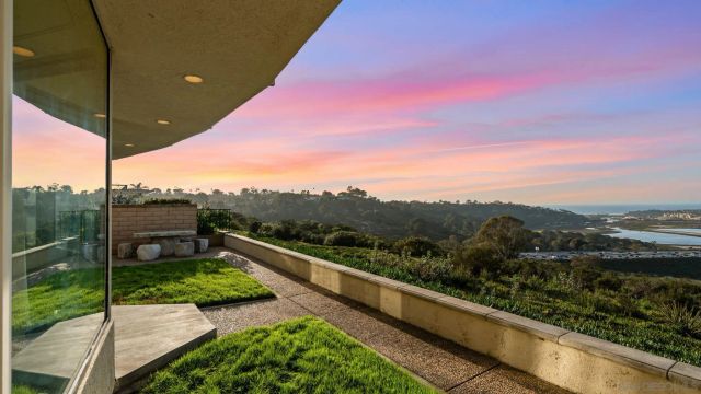 13286 Ocean Vista Rd, San Diego, CA 92130