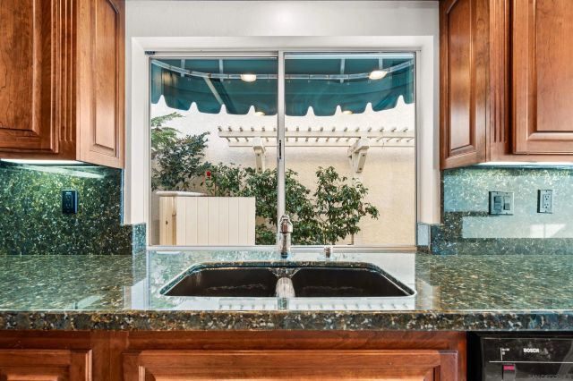 13286 Ocean Vista Rd, San Diego, CA 92130