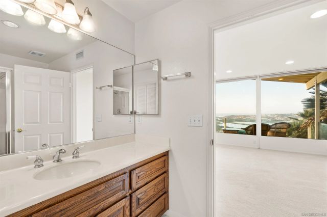 13286 Ocean Vista Rd, San Diego, CA 92130