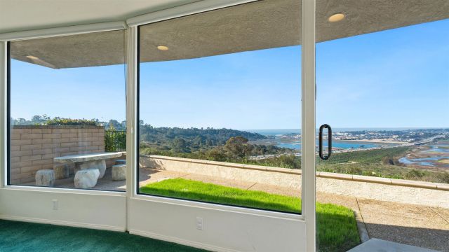 13286 Ocean Vista Rd, San Diego, CA 92130