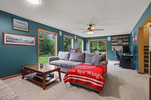 2685 Hunters Point, Kalamazoo, MI 49048