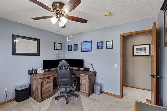 2685 Hunters Point, Kalamazoo, MI 49048