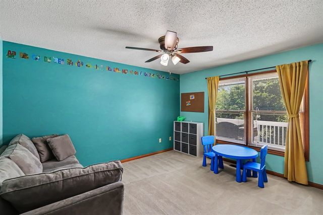 2685 Hunters Point, Kalamazoo, MI 49048