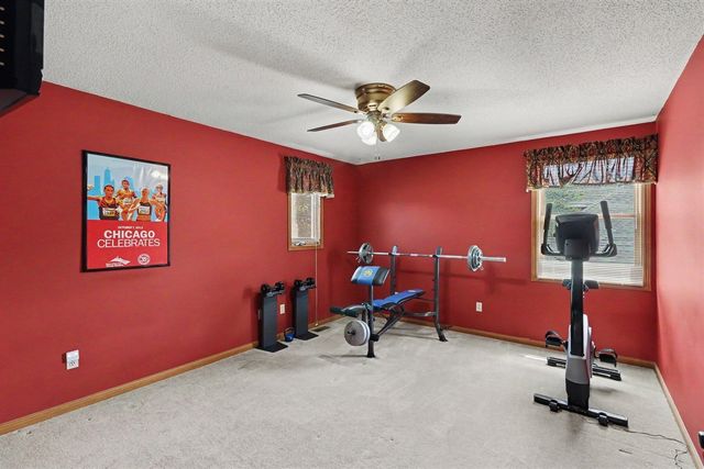 2685 Hunters Point, Kalamazoo, MI 49048