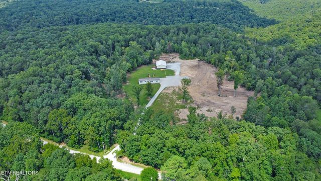 1638 Ryan Rd, Crossville, TN 38571