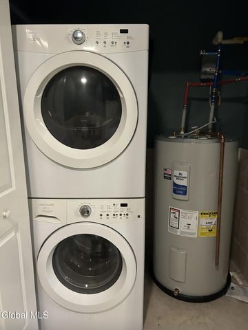 17 Chapel Street APT 602, Albany, NY 12210