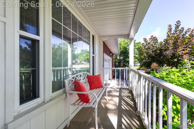 21170 Outer Drive Drive, Dearborn, MI 48124
