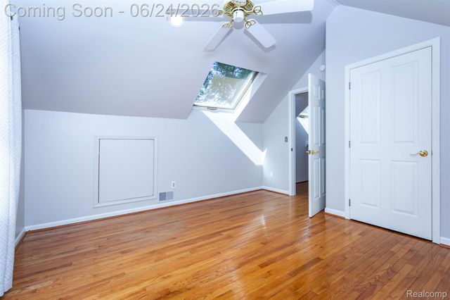 21170 Outer Drive Drive, Dearborn, MI 48124