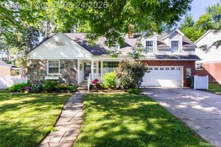 21170 Outer Drive Drive, Dearborn, MI 48124