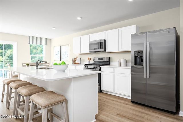 8044 Sterling Oaks Drive, Ash, NC 28420