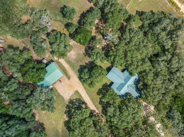 1426 Cr 2152, Rock Island, TX 77470