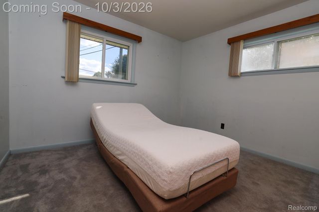 5072 Joangay Boulevard, Waterford Charter Township, MI 48327