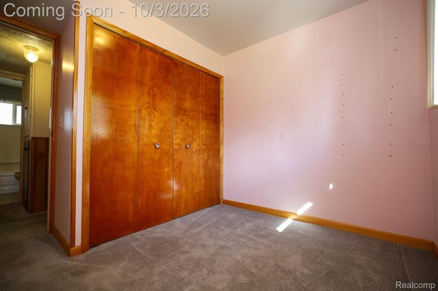 5072 Joangay Boulevard, Waterford Charter Township, MI 48327