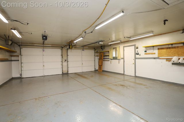 5072 Joangay Boulevard, Waterford Charter Township, MI 48327
