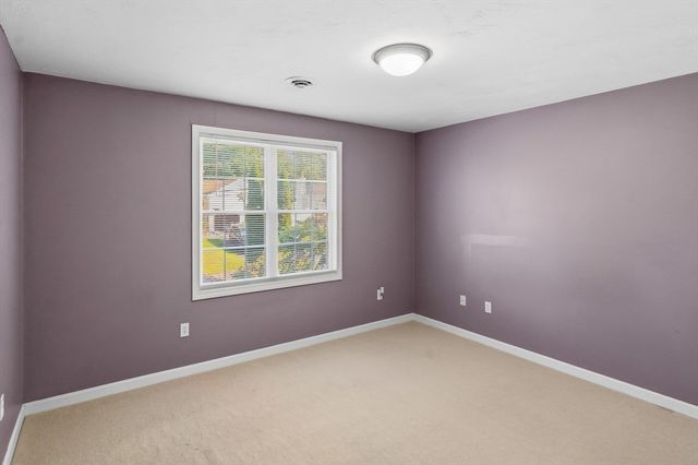 42 Castine St A, Worcester, MA 01606
