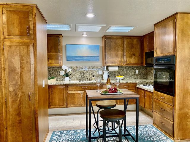 13840 Canoe Brook Dr., M3-6G, Seal Beach, CA 90740