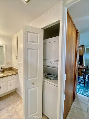 13840 Canoe Brook Dr., M3-6G, Seal Beach, CA 90740