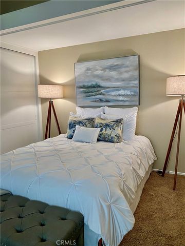 13840 Canoe Brook Dr., M3-6G, Seal Beach, CA 90740