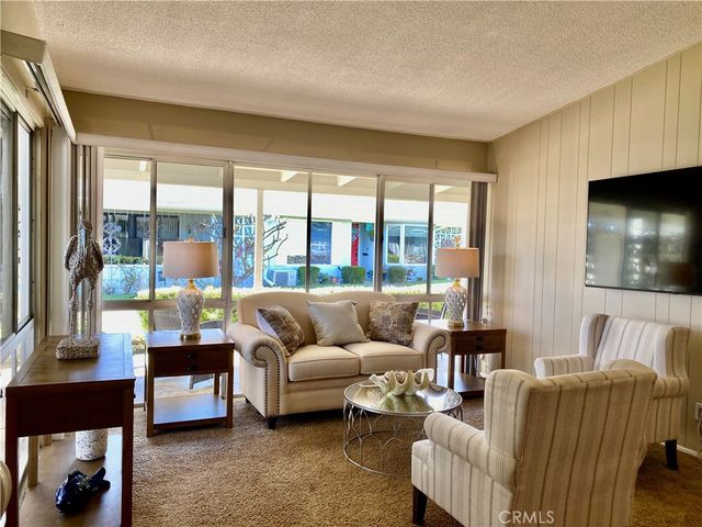 13840 Canoe Brook Dr., M3-6G, Seal Beach, CA 90740