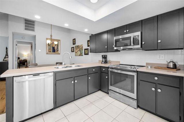 3351 LORI LANE 3351, New Port Richey, FL 34655