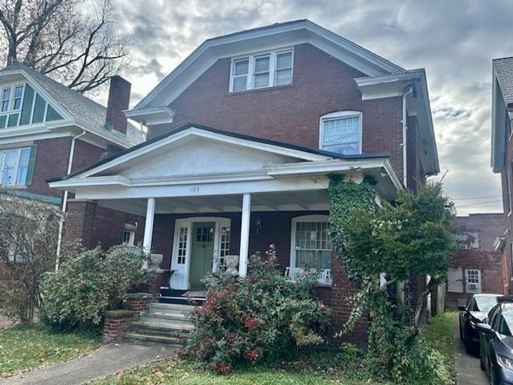 1125 10th Street, Huntington, WV 25701