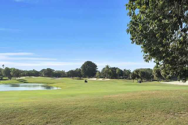 2857 Kinsington Circle 17-4, Fort Lauderdale, FL 33332