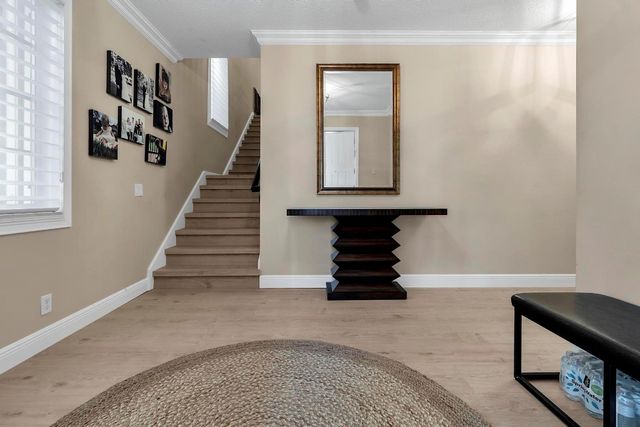 2857 Kinsington Circle 17-4, Fort Lauderdale, FL 33332