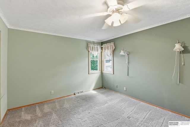 6241 S 74th Street, Ralston, NE 68127