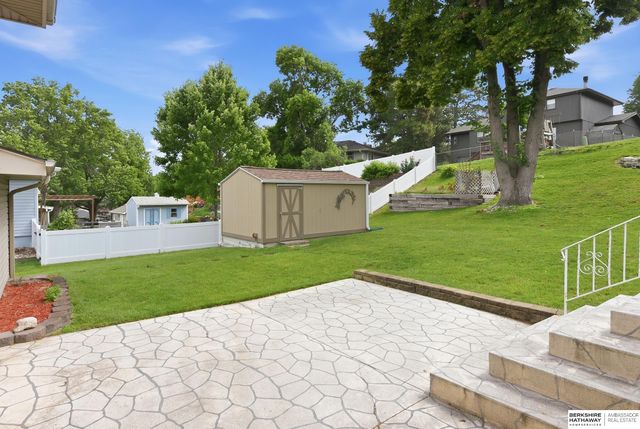 6241 S 74th Street, Ralston, NE 68127
