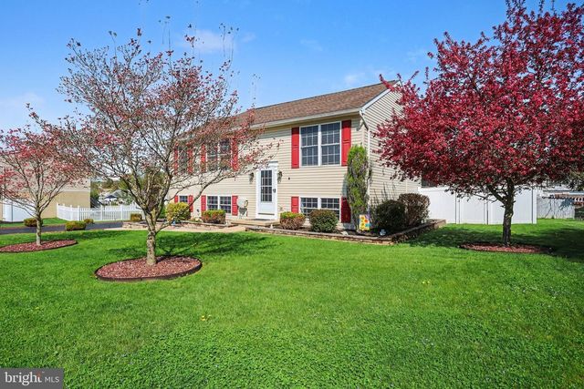 405 STEVEN DR, York, PA 17406