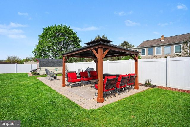 405 STEVEN DR, York, PA 17406