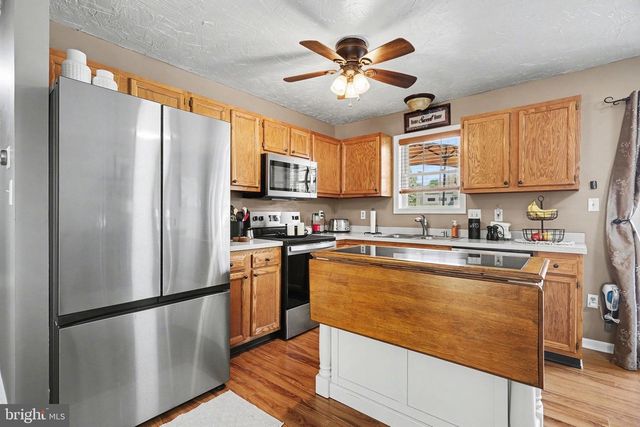 405 STEVEN DR, York, PA 17406
