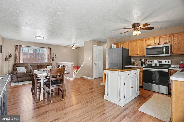 405 STEVEN DR, York, PA 17406