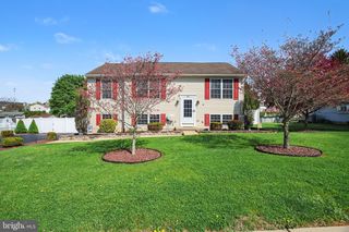 405 STEVEN DR, York, PA 17406