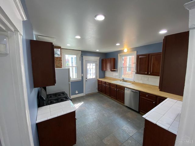 279 Helen Street, Cincinnati, OH 45219