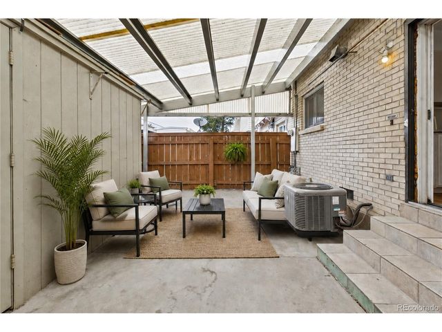 9024 E Mansfield Ave, Denver, CO 80237