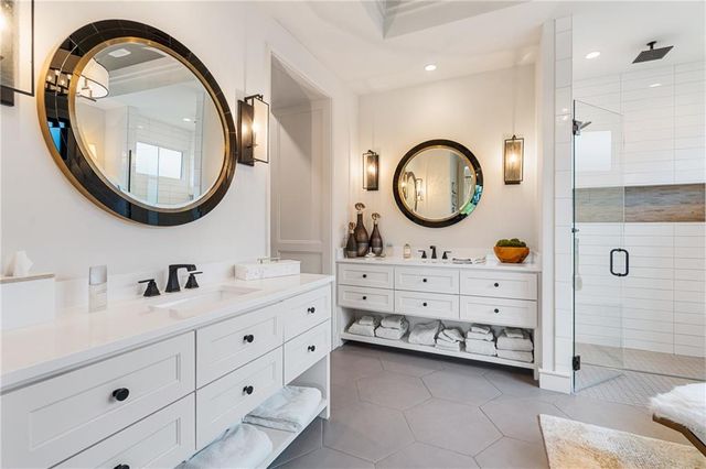 5917 W 137th Street, Overland Park, KS 66223