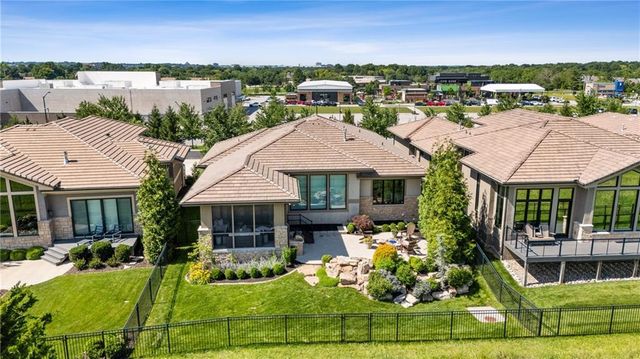 5917 W 137th Street, Overland Park, KS 66223