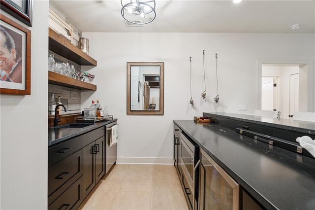 5917 W 137th Street, Overland Park, KS 66223
