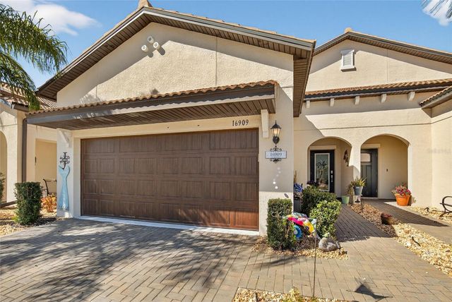 16909 APRIL PLUSH DRIVE, Wimauma, FL 33598