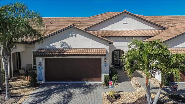 16909 APRIL PLUSH DRIVE, Wimauma, FL 33598