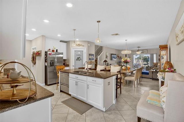 16909 APRIL PLUSH DRIVE, Wimauma, FL 33598