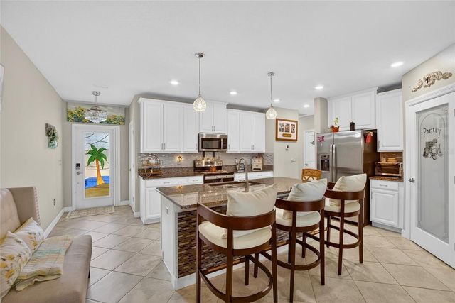 16909 APRIL PLUSH DRIVE, Wimauma, FL 33598