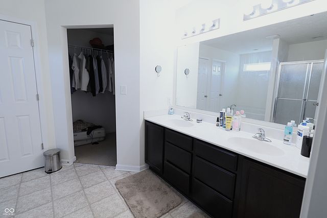 3832 Boundary Bay Drive, Indianapolis, IN 46217