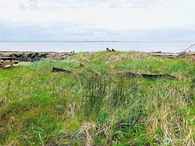 265 Marine View Drive SE, Ocean Shores, WA 98569