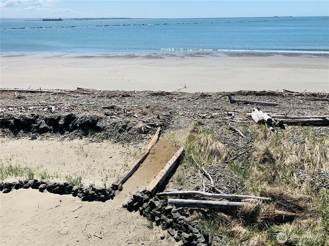 265 Marine View Drive SE, Ocean Shores, WA 98569