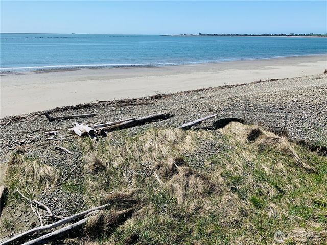 265 Marine View Drive SE, Ocean Shores, WA 98569
